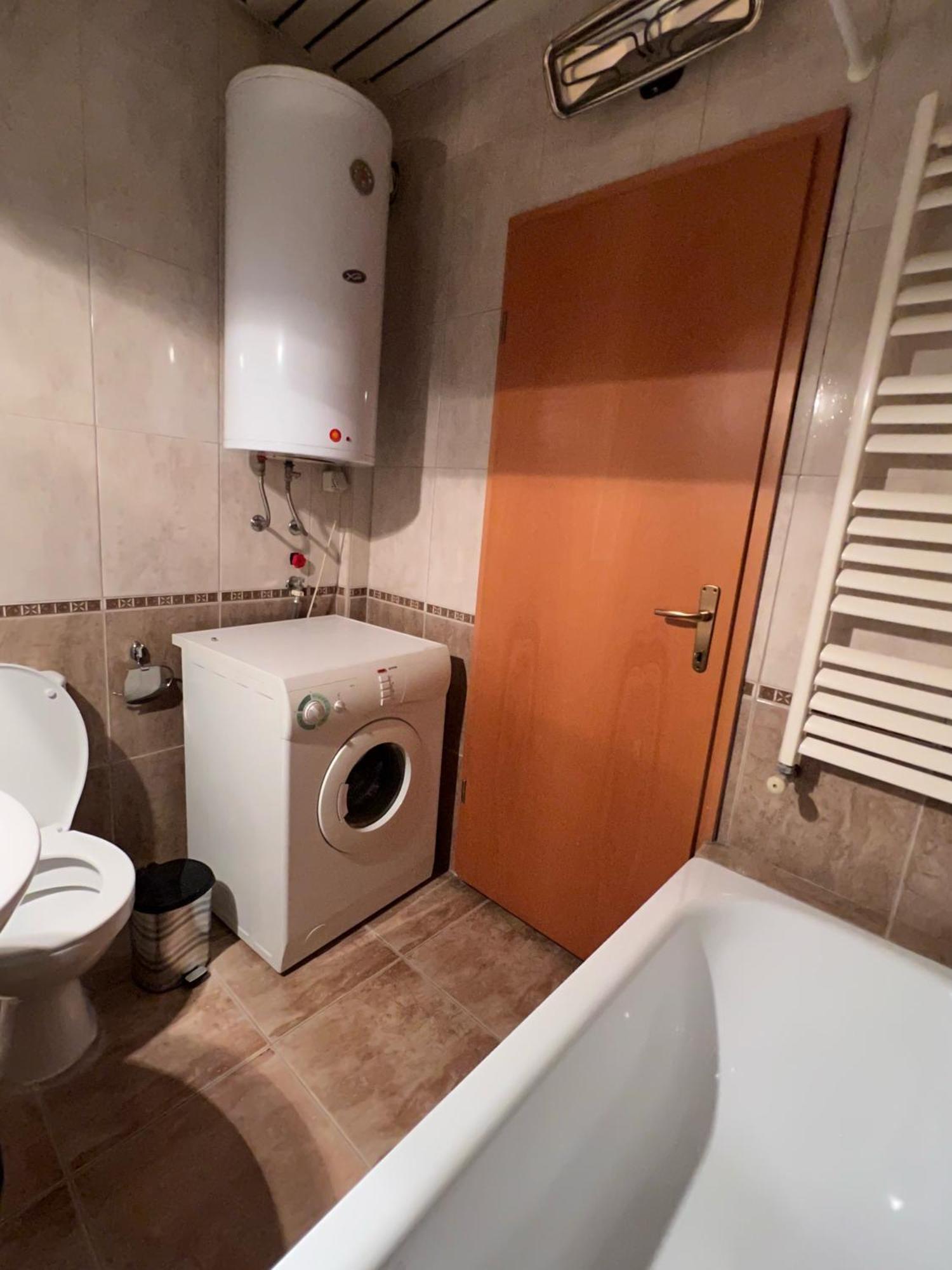 Cozy, Modern Apartment In The Center Of The City! スコピエ エクステリア 写真