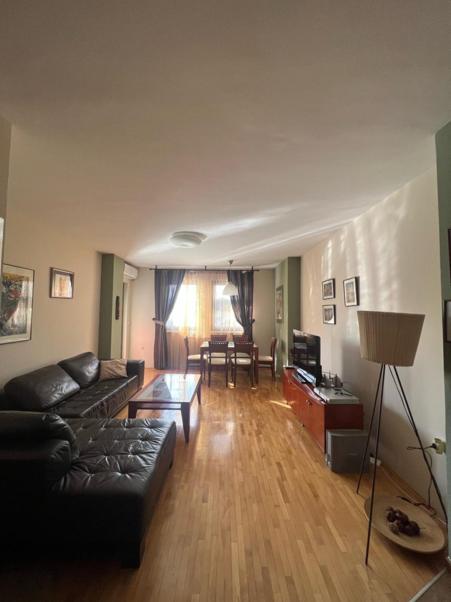 Cozy, Modern Apartment In The Center Of The City! スコピエ エクステリア 写真