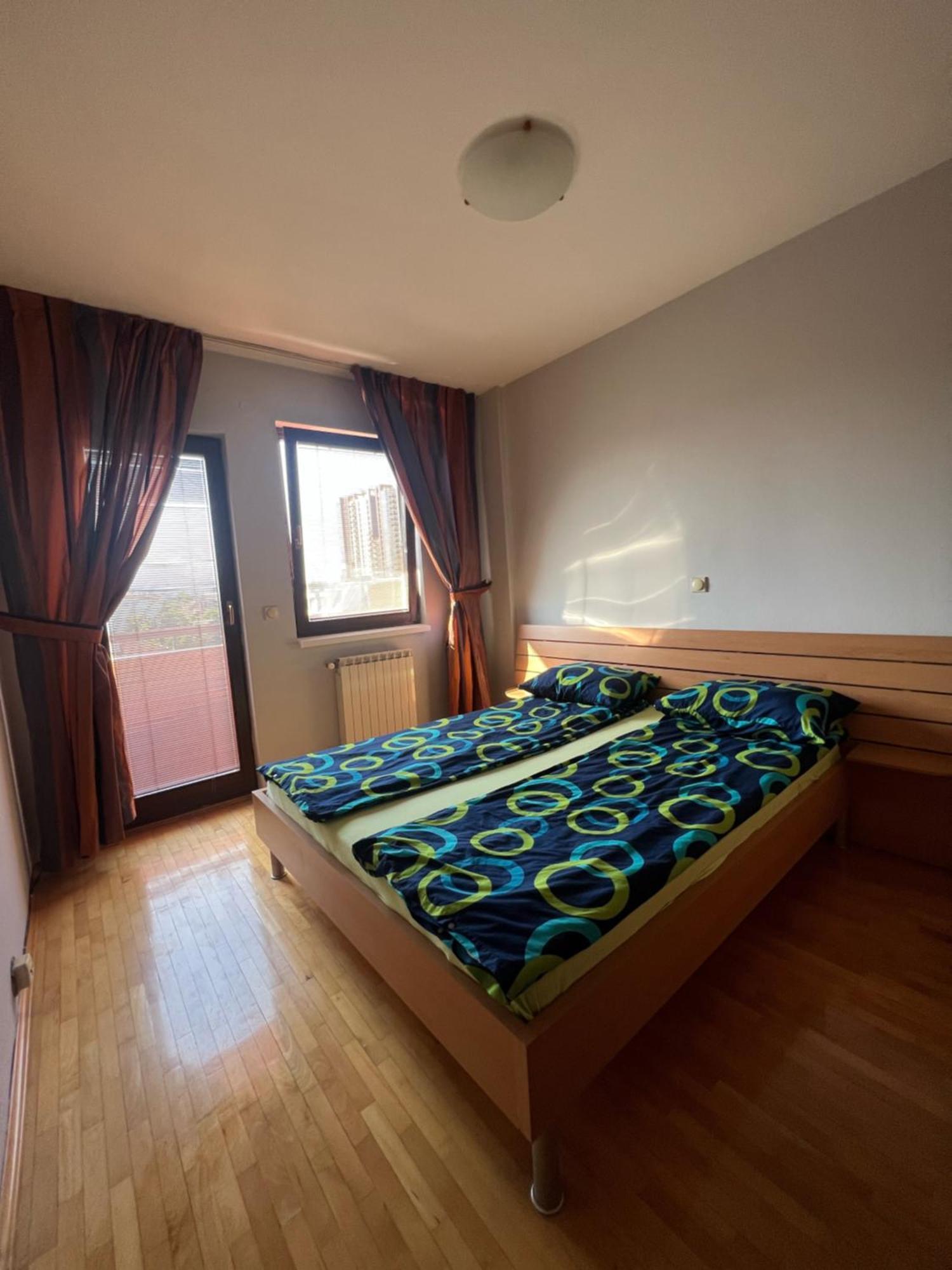 Cozy, Modern Apartment In The Center Of The City! スコピエ エクステリア 写真